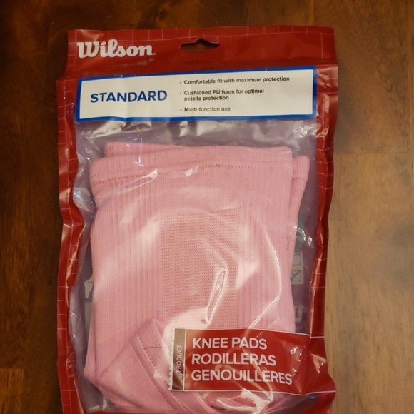 Wilson Other - 🌻3/$10🌻Wilson Junior Knee Pads NWT